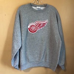 Vintage Red Wings crewneck